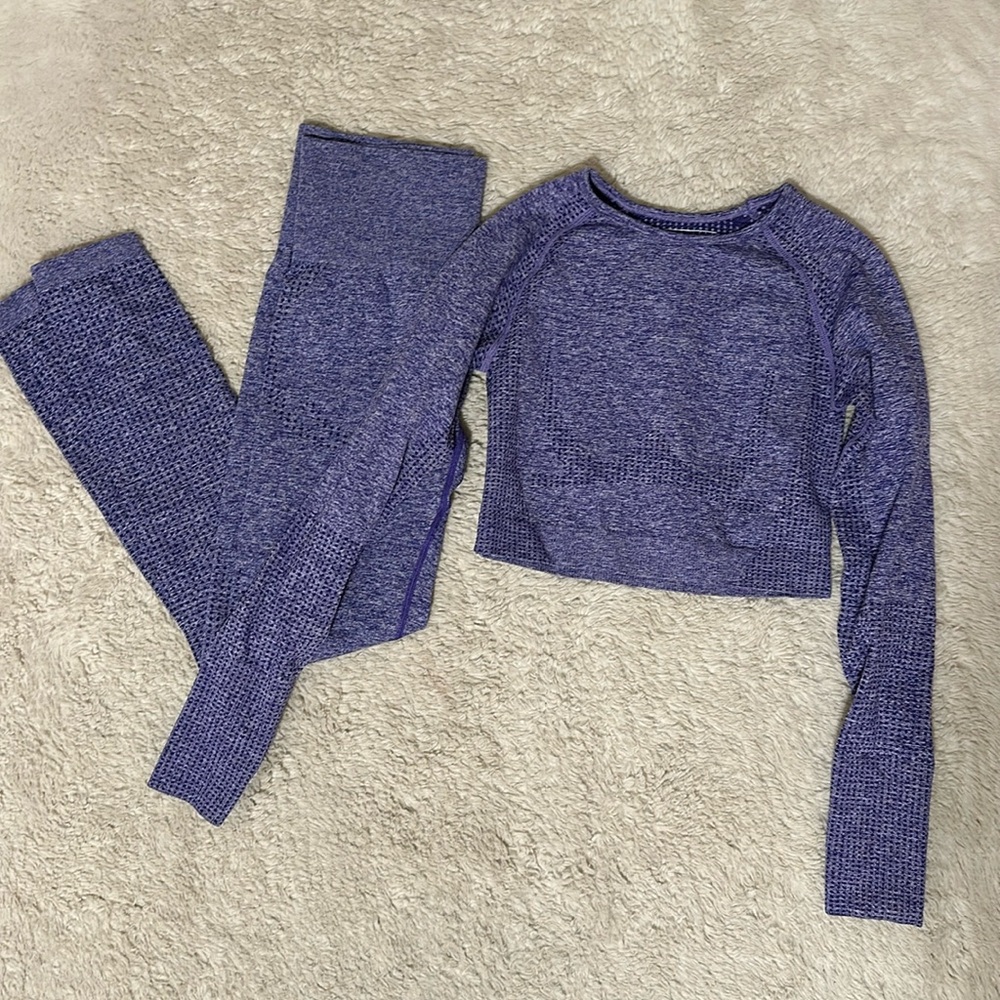Women’s athletic workout set
